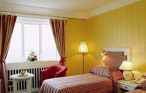 Riverside Park Hotel Macroom Extérieur photo